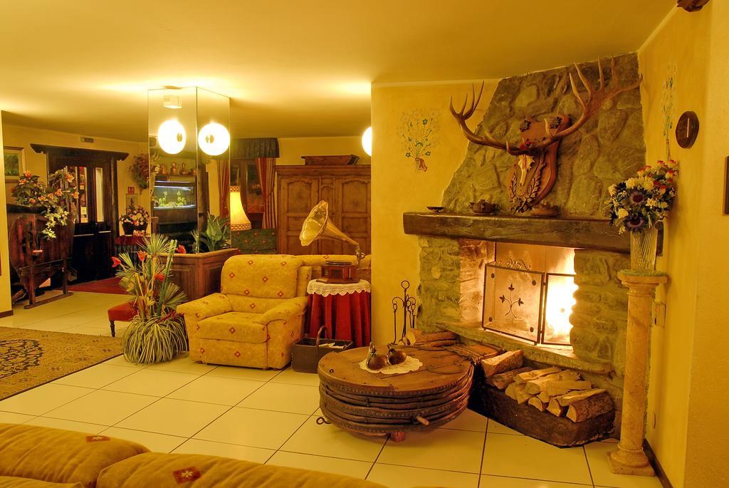 Hotel Edelweiss & Spa Чезана-Торинезе Экстерьер фото