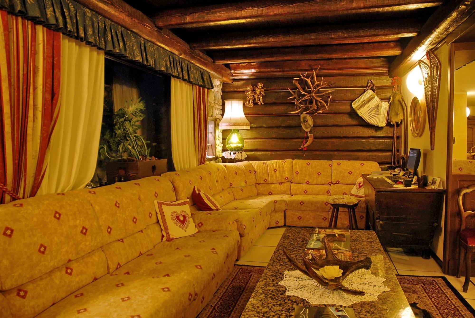 Hotel Edelweiss & Spa Чезана-Торинезе Экстерьер фото
